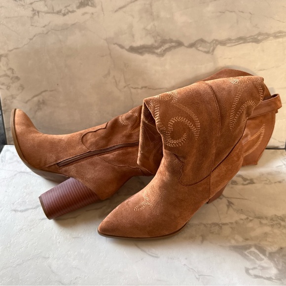 Shoes - Women's Faux Suede Embroidered Knee High Cowboy Boots Size 8 Light Brown - NWOT